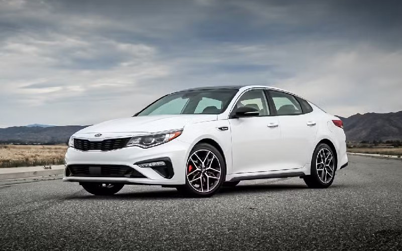 نسل اول کیا اپتیما (۲۰۰۰ تا ۲۰۰۵)